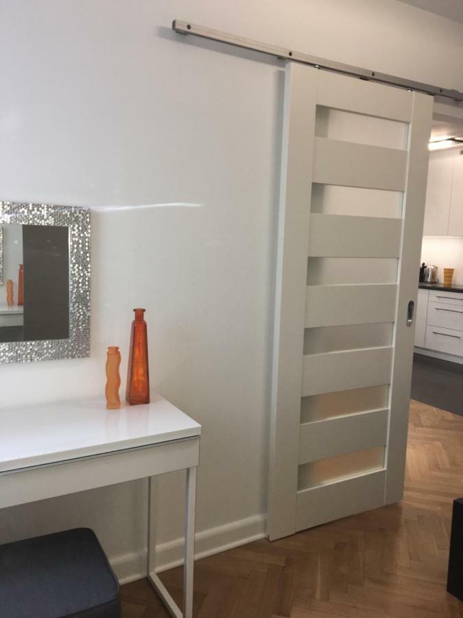 Апартаменты Apartament Emilia Варшава Экстерьер фото